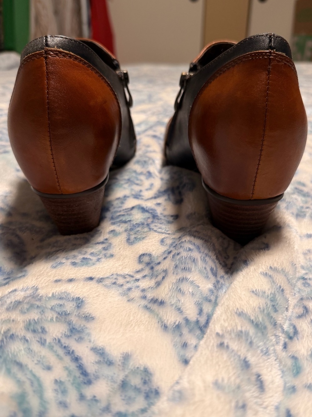 Spring Step LāArtiste Two-Tone Brown and Navy Heeled Ankle Boots - Picture 4 of 6